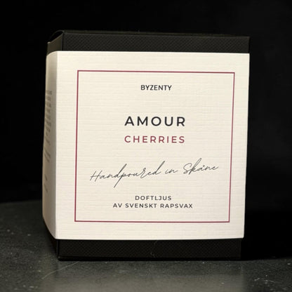 Amour Cherries Scented Candle