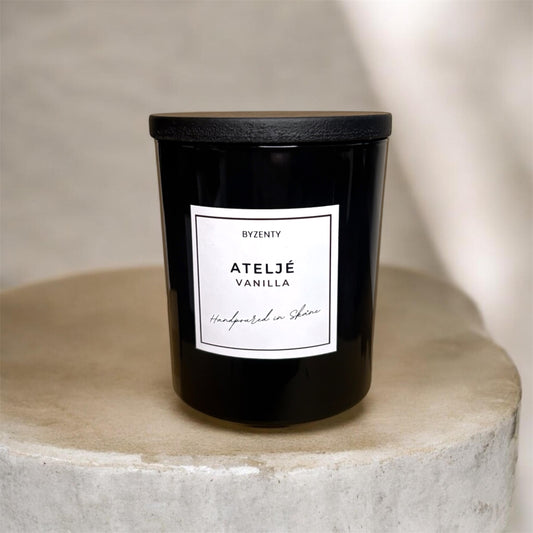 Ateljé Vanilla Scented Candle